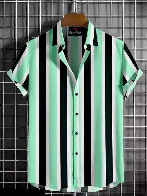 Men Regular Fit Striped Cut Away Collar Casual Shirt